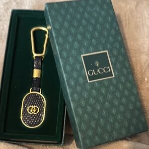 NIB Vintage Gucci Black and Gold Keychain